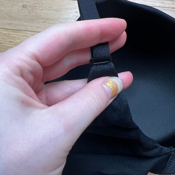 NEW TrueKind Women's L Supportive Comfort Wireless Shaping Bra Black T Shirt - Picture 4 of 7